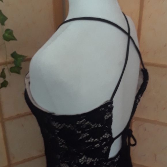 January 7 black lace with spagetti straps dress - Picture 4 of 8